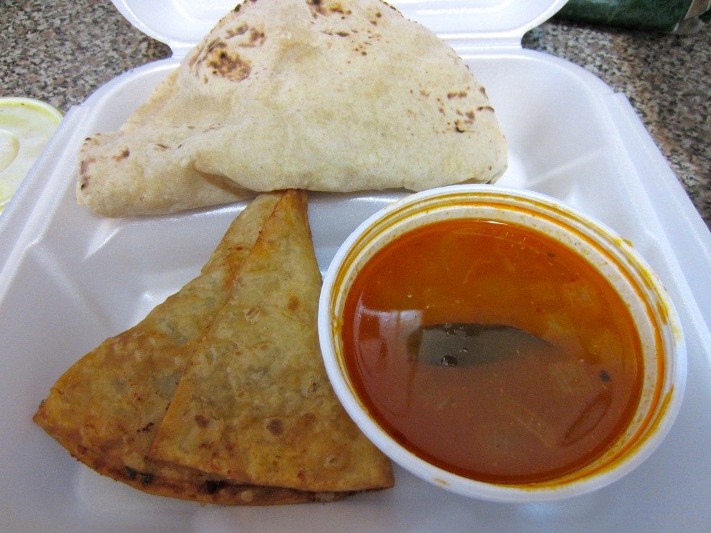 chapatti, samosa, sambar