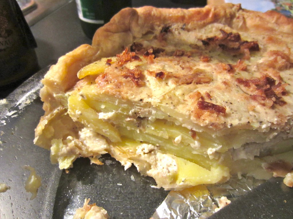 inside scalloped potato pie