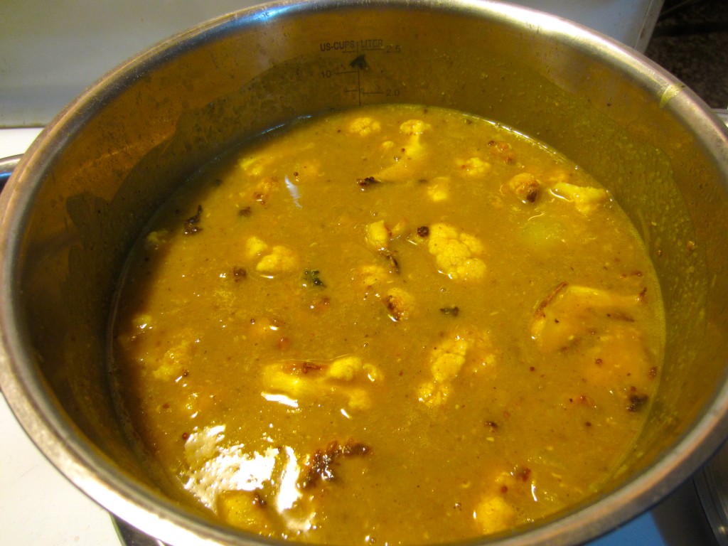 golden cauliflower dal