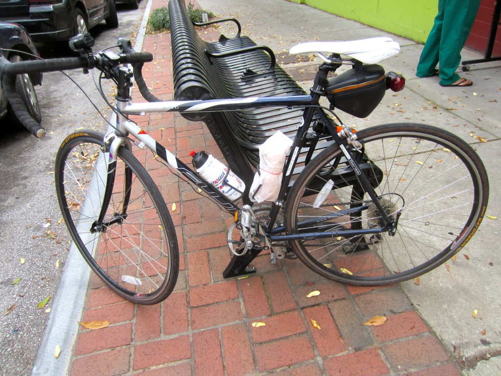 banh mi in bottle cage